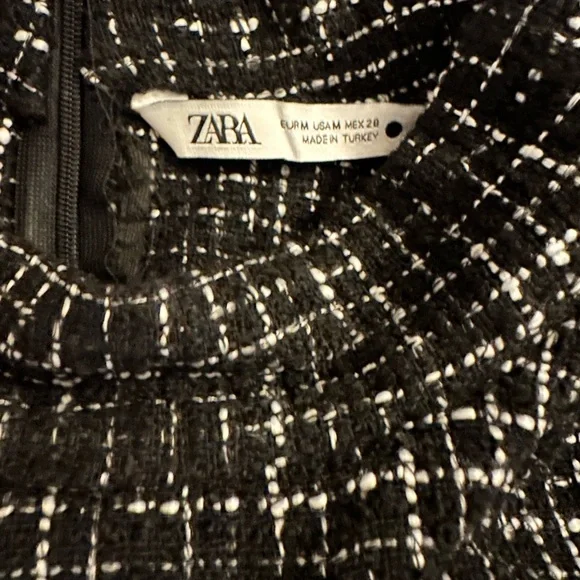 Zara | Black & White Frayed Tweed Pant Set | Size M (includes both pieces) - Picture 8 of 8